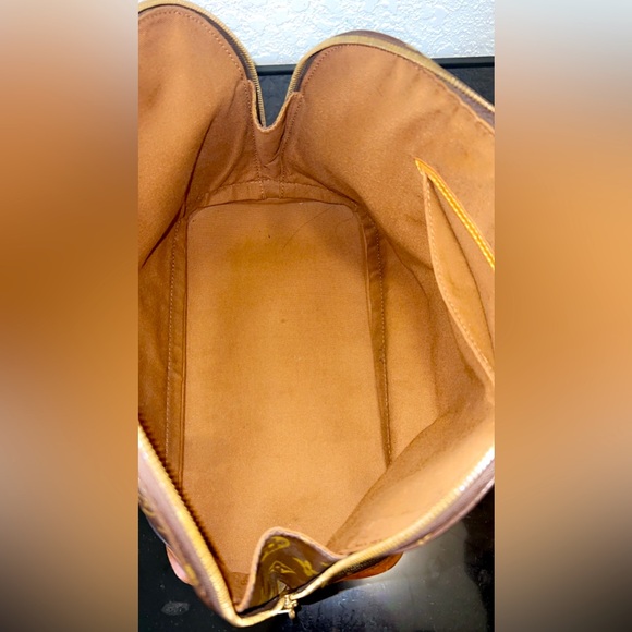 🛍️🛍️🛍️💯💯 Louis Vuitton
Monogram Alma PM🛍️🛍️🛍️💫💫💫💫 - Picture 10 of 16